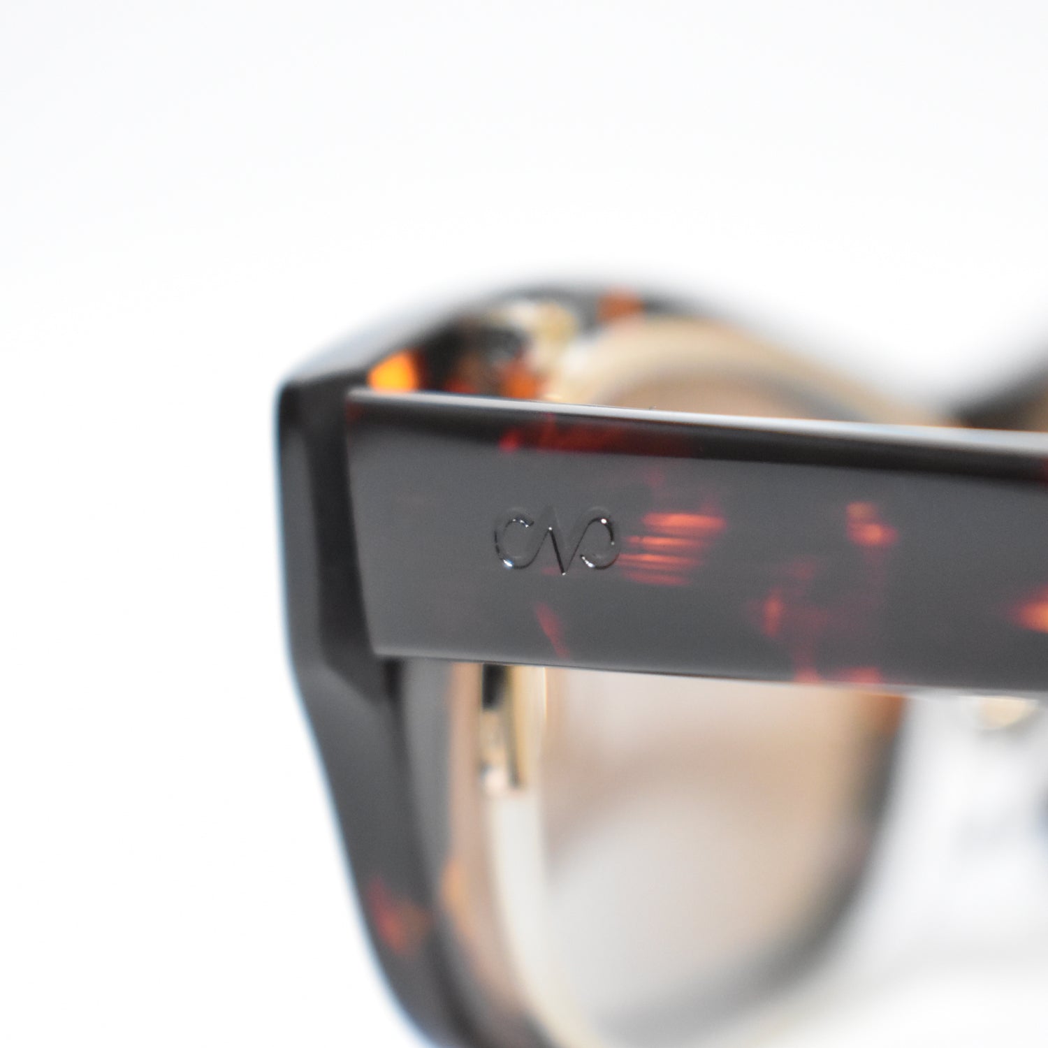 M/N-01 | Tortoiseshell